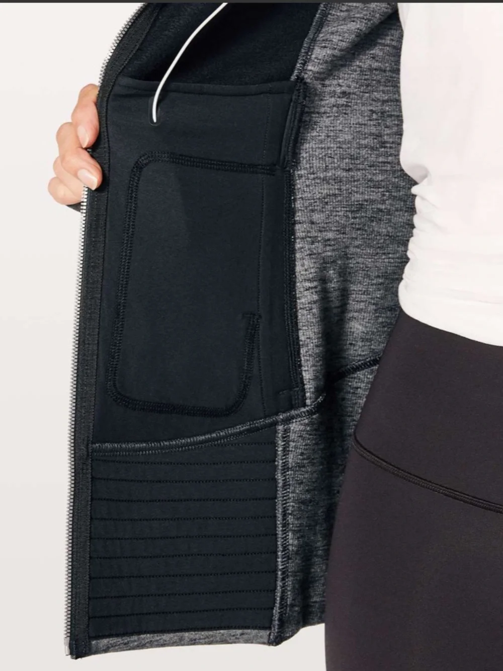 lululemon athletica sleek zip